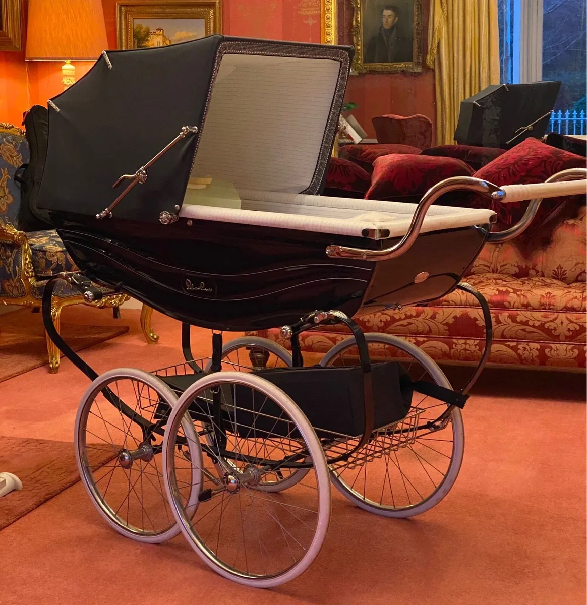 Silver Cross Balmoral Pram for sale in Co. Dublin for 1 500 on DoneDeal