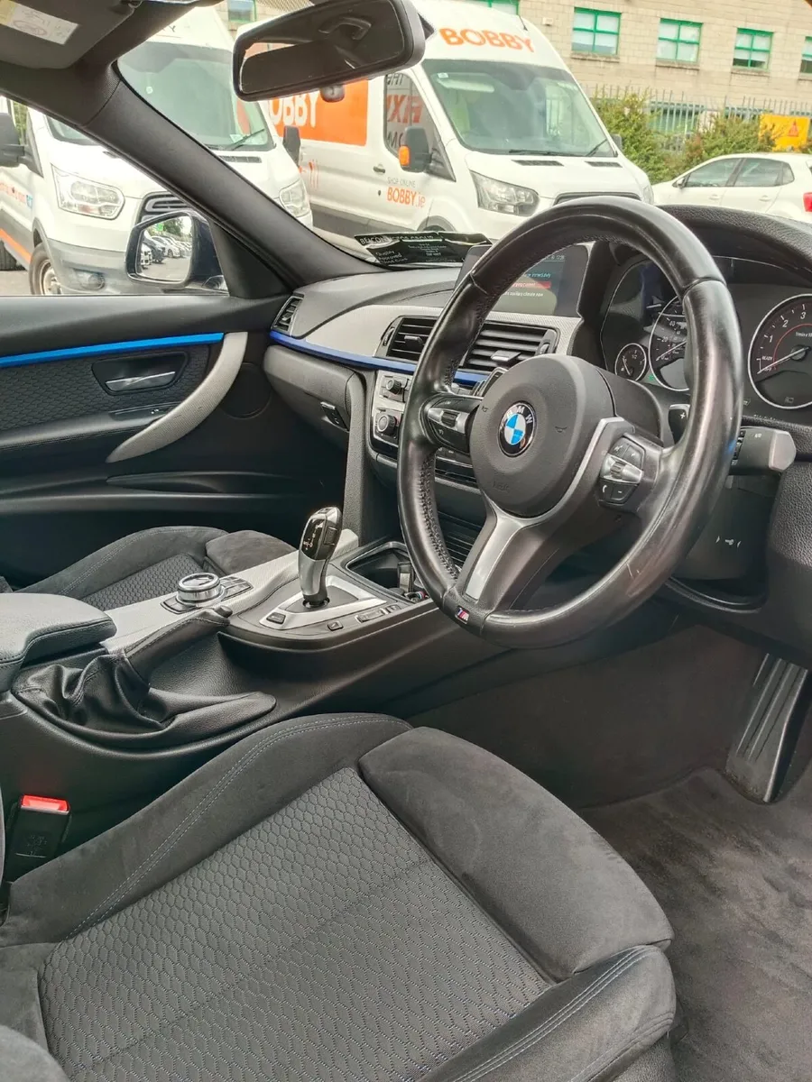 BMW 330E M-SPORT BLACK HYBRID - Image 3