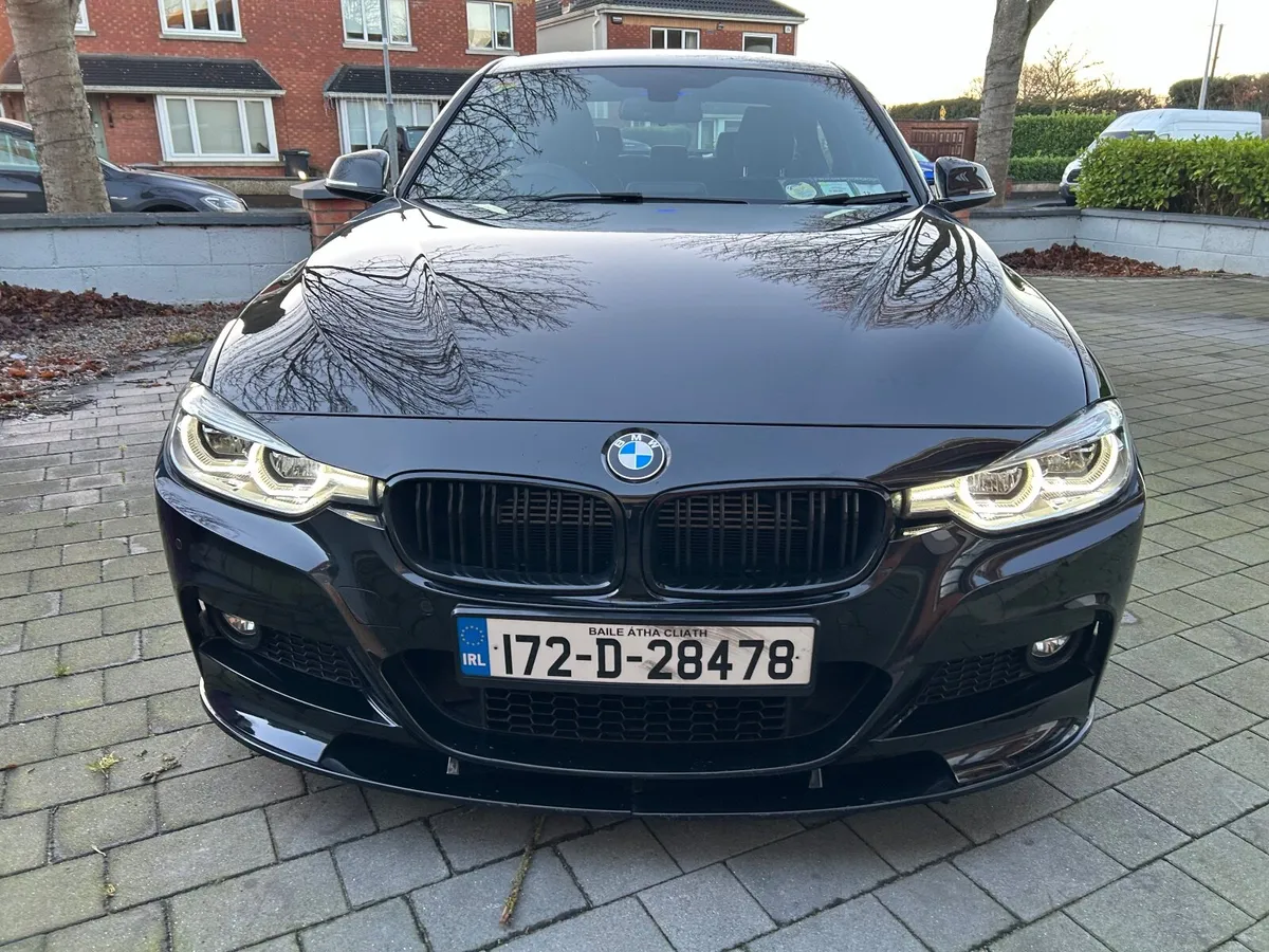 BMW 330E M-SPORT BLACK HYBRID - Image 2