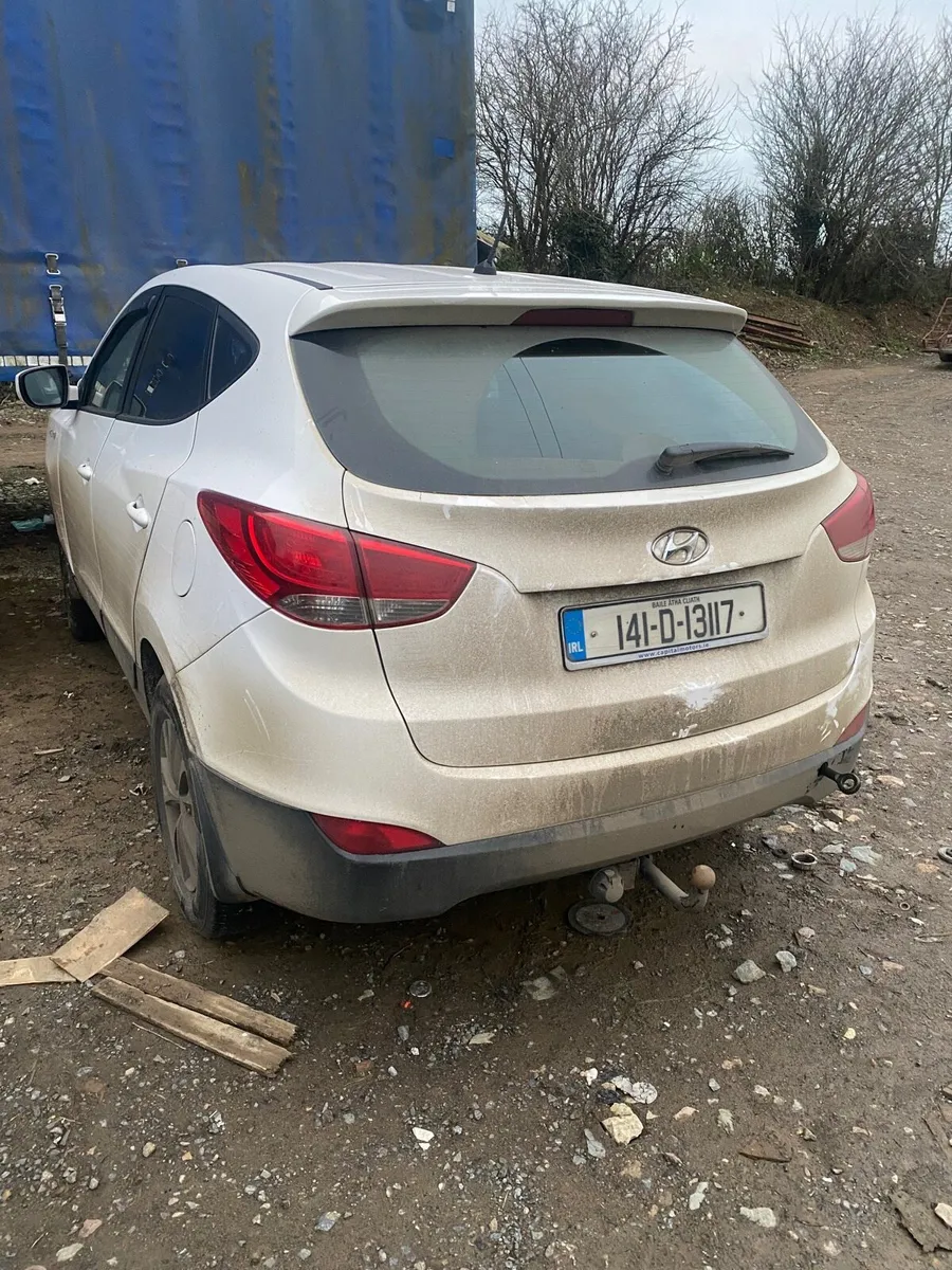 Hyundai ix35 for breaking - Image 1