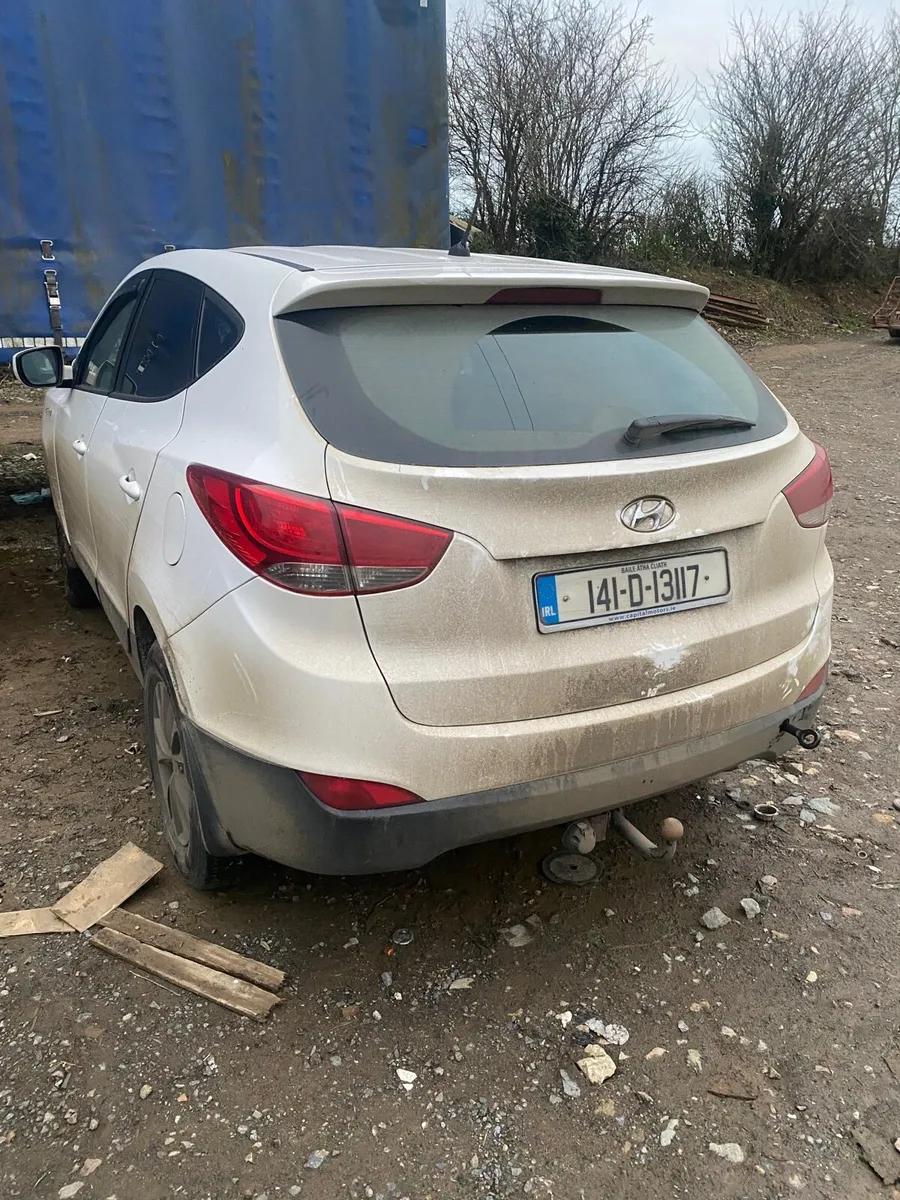 Hyundai ix35 for breaking - Image 2