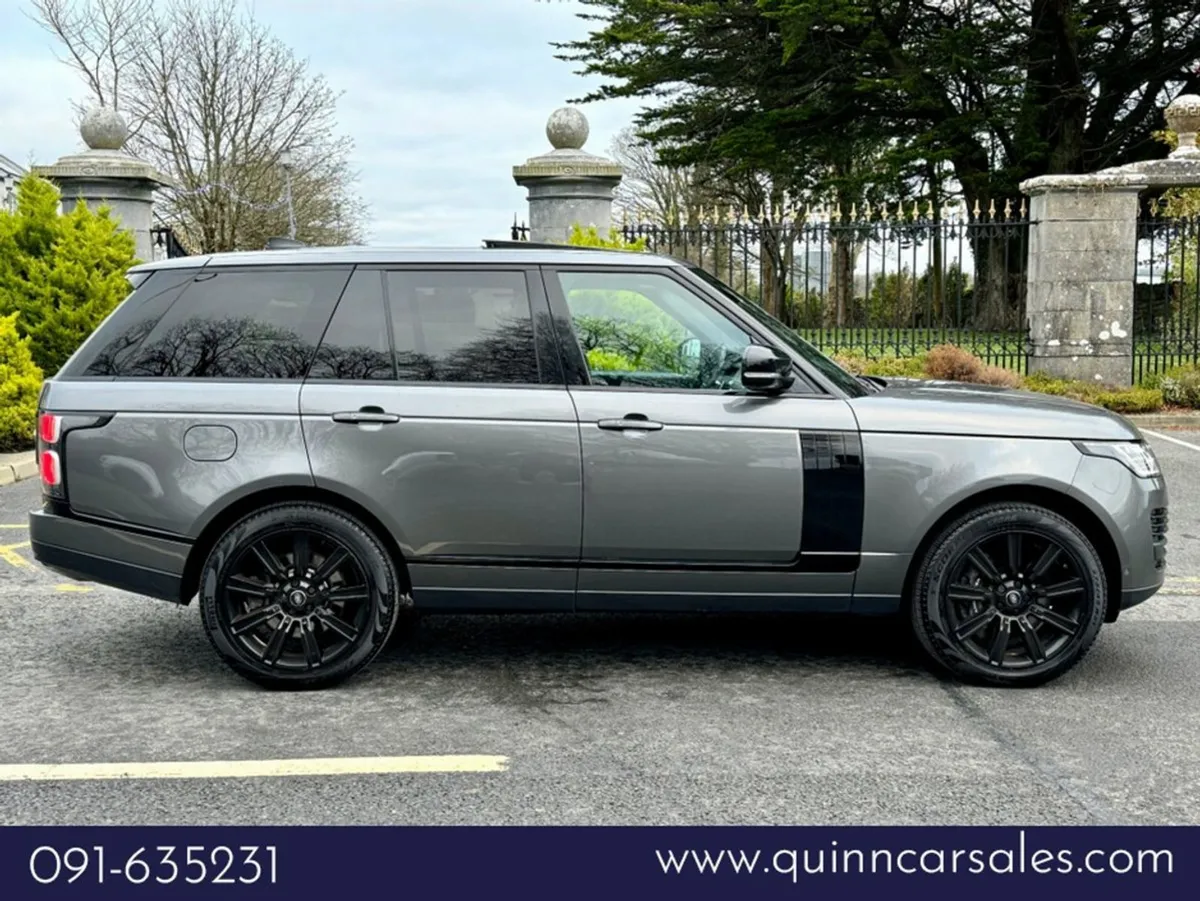 Land Rover Range Rover P400e Autobiography 400 BH - Image 2