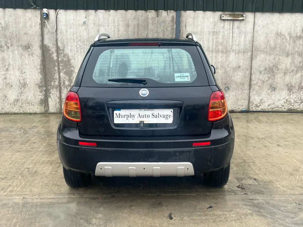 2007 Fiat Sedici for parts - Image 3