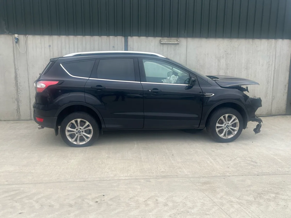 2017 Ford kuga for parts - Image 1