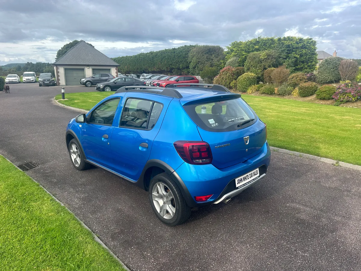 Dacia Sandero Stepway 1.5 DCI - Image 3