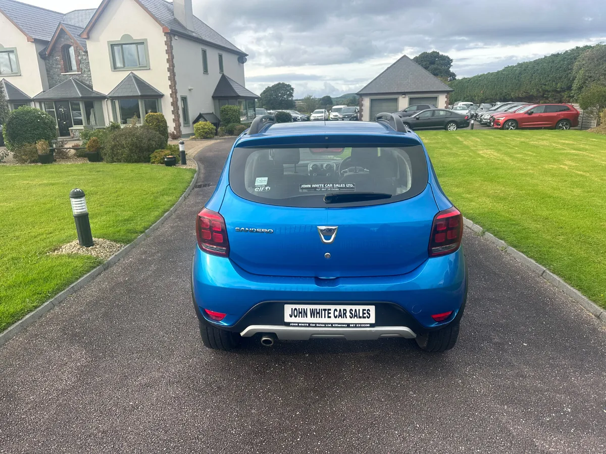 Dacia Sandero Stepway 1.5 DCI - Image 4