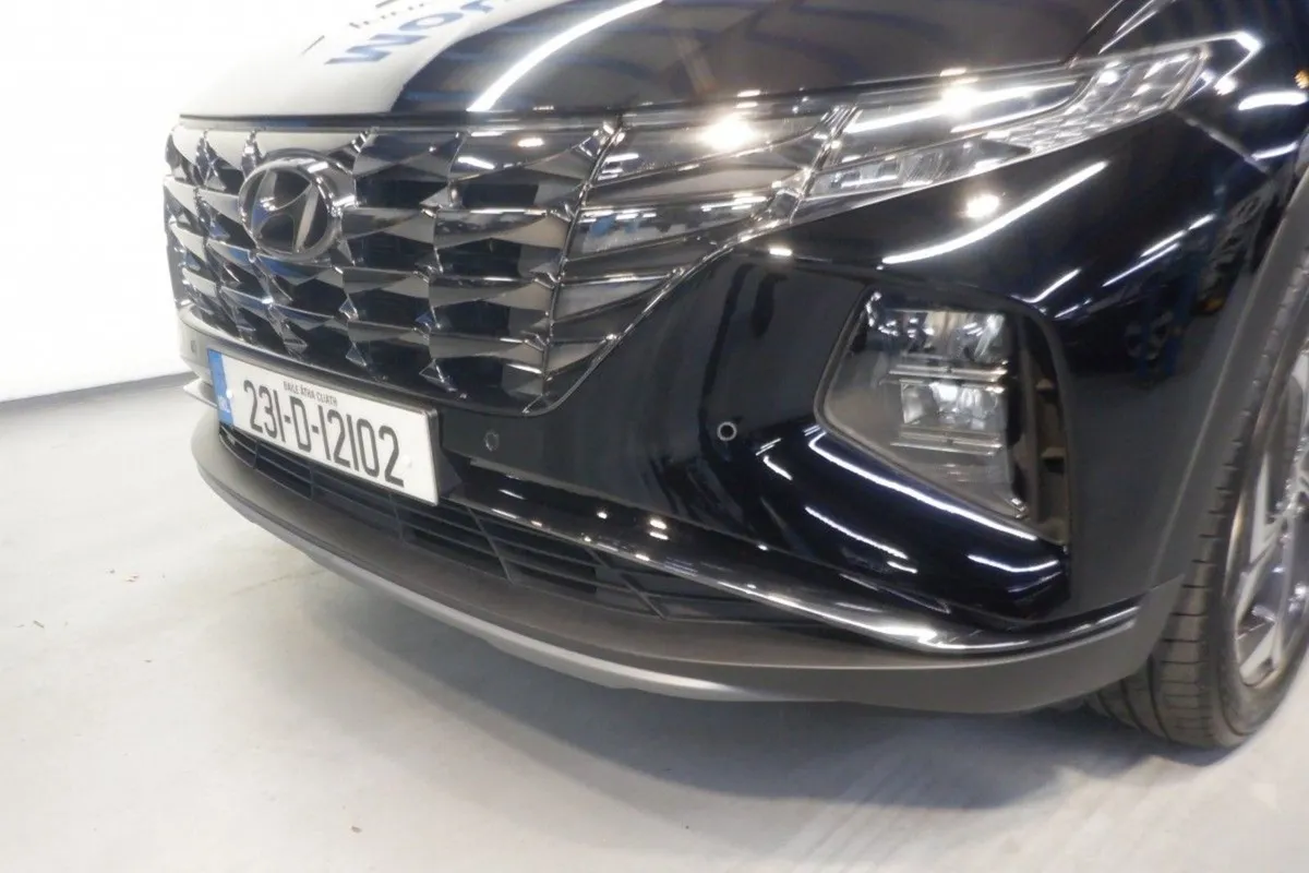 Hyundai Tucson Hybrid Executive Plus 1.6l Petrol - Image 3