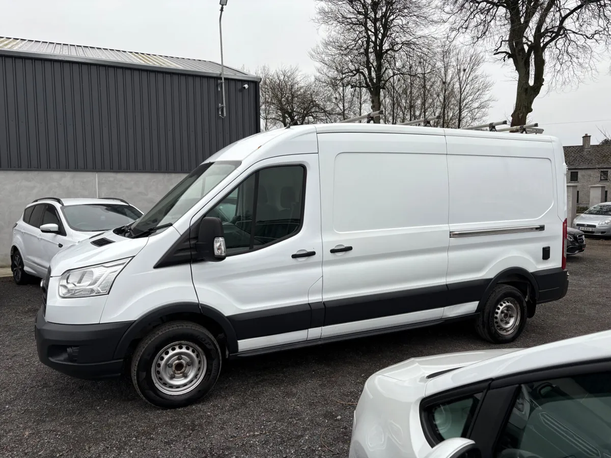 Ford Transit 350 2.2 Diesel - Image 1