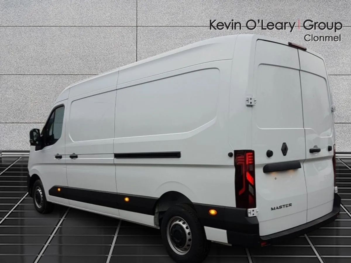 Renault Master Lm35 Start 150BHP FWD - Image 3