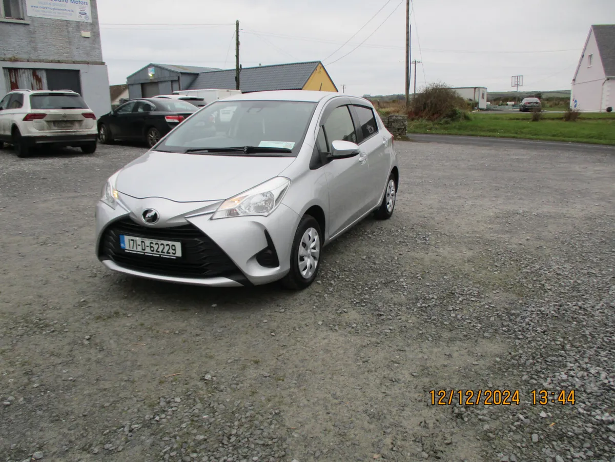 Toyota Vitz 2017 I LITRE AUTOMATIC - Image 4