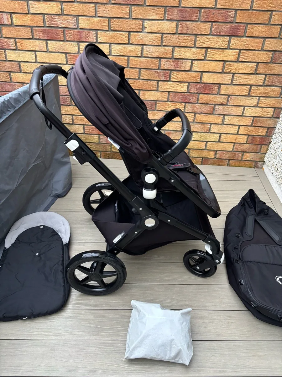 S Bugaboo Lynx pram - Image 2