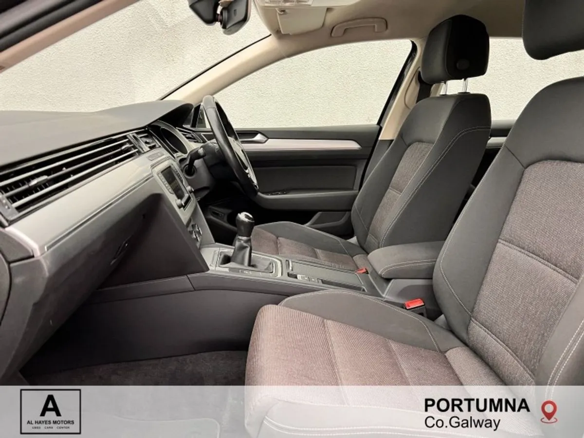 Volkswagen Passat EST Comfortline 1.6 TDI 6speed - Image 3