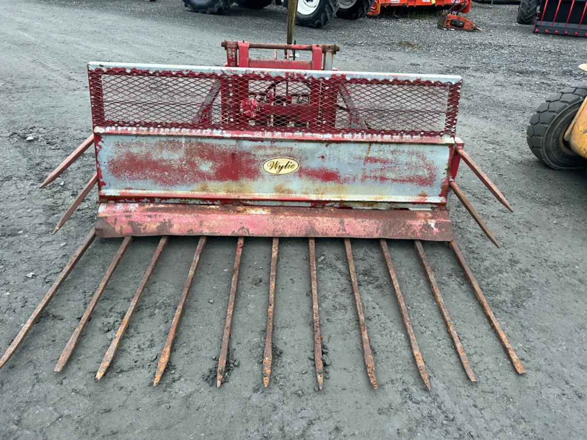 Wylie 7FT Push Off Buck Rake - Image 1