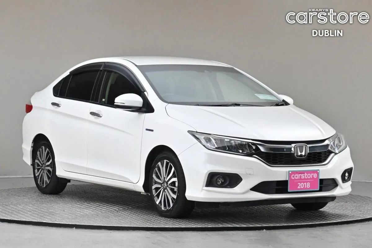 Honda Grace 1.5 Hybrid 4DR Auto  half Leather rev - Image 1