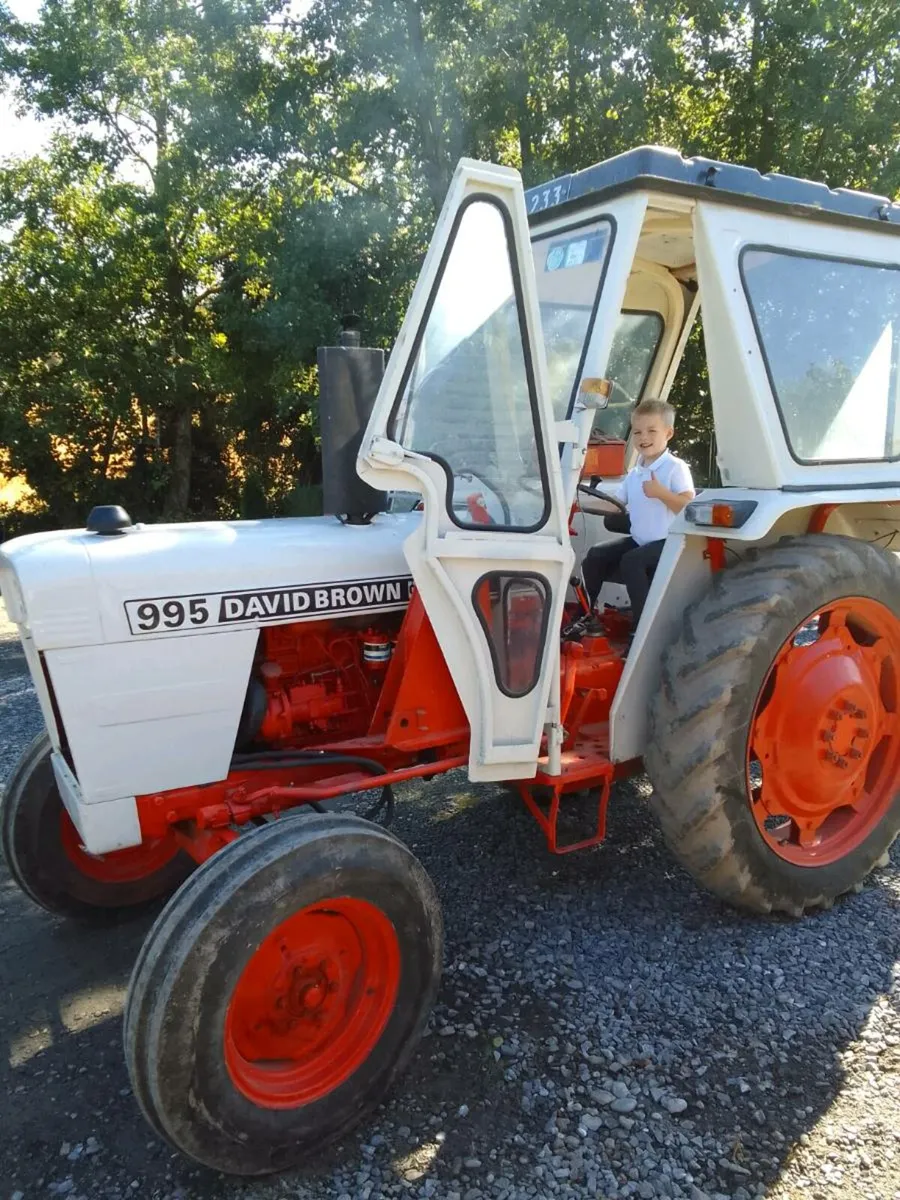 Davy Browne 995 tractor - Image 4