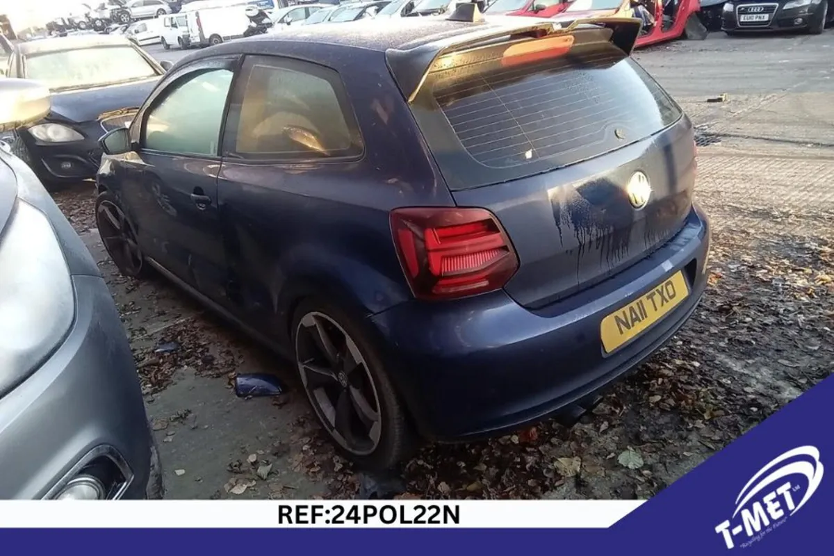 2011 VOLKSWAGEN POLO BREAKING FOR PARTS - Image 4