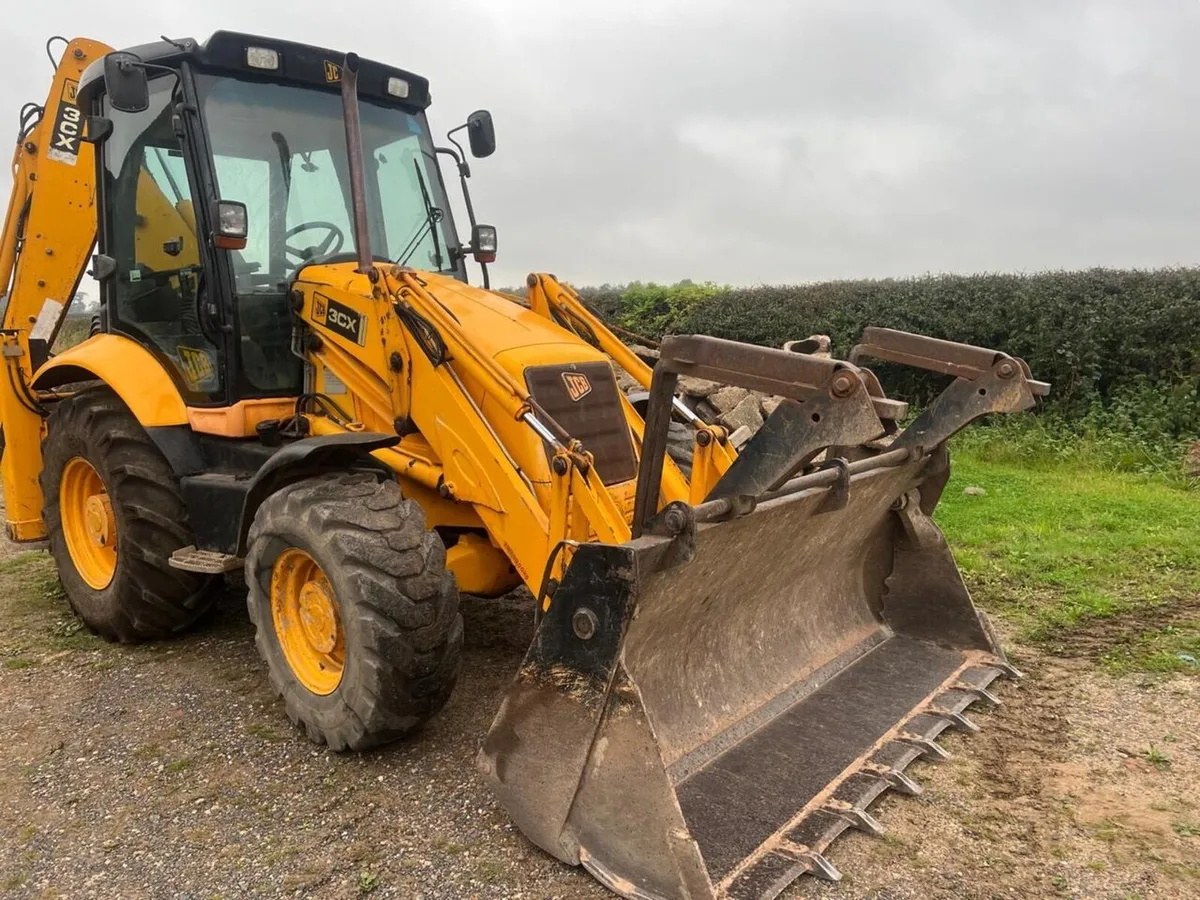 JCB AN MANITOU EQUIPMENT WANTED