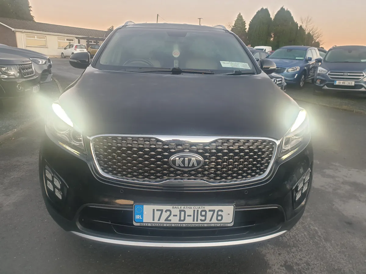 Kia Sorento 2017 7seater Platinum - Image 2