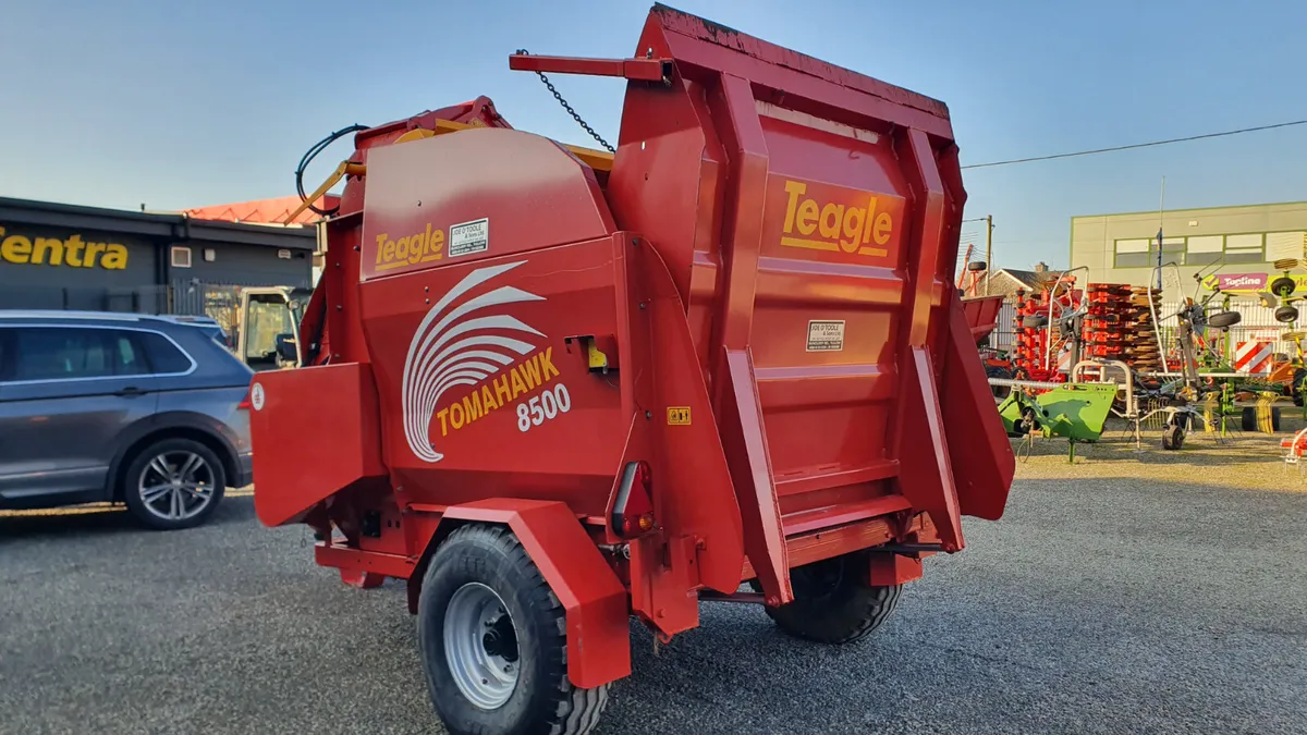 Teagle 8100 Straw Blower / Silage Feeder - Image 3