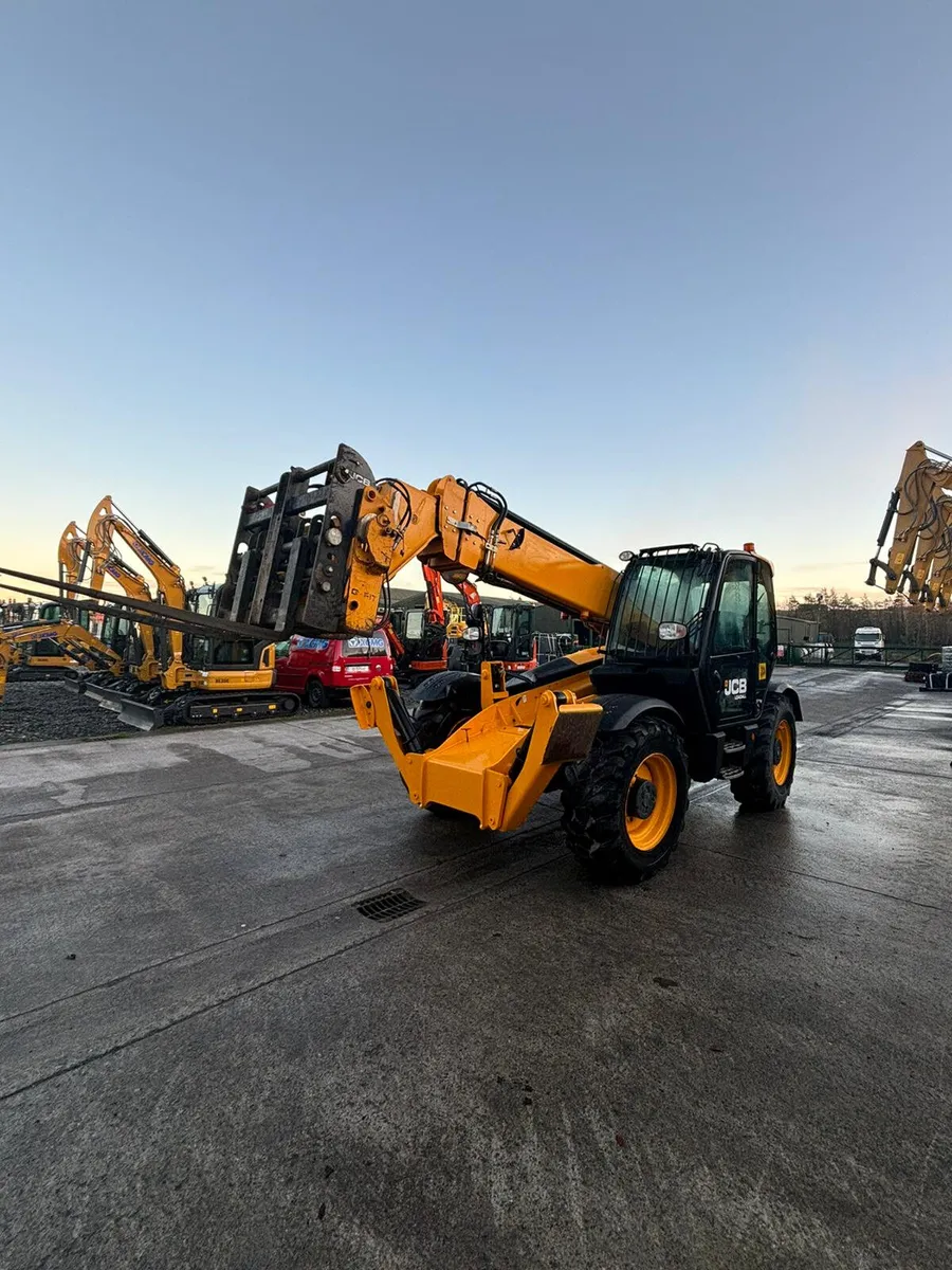 (Walk Around Video) 2019 JCB 540-140 Telehandler - Image 1
