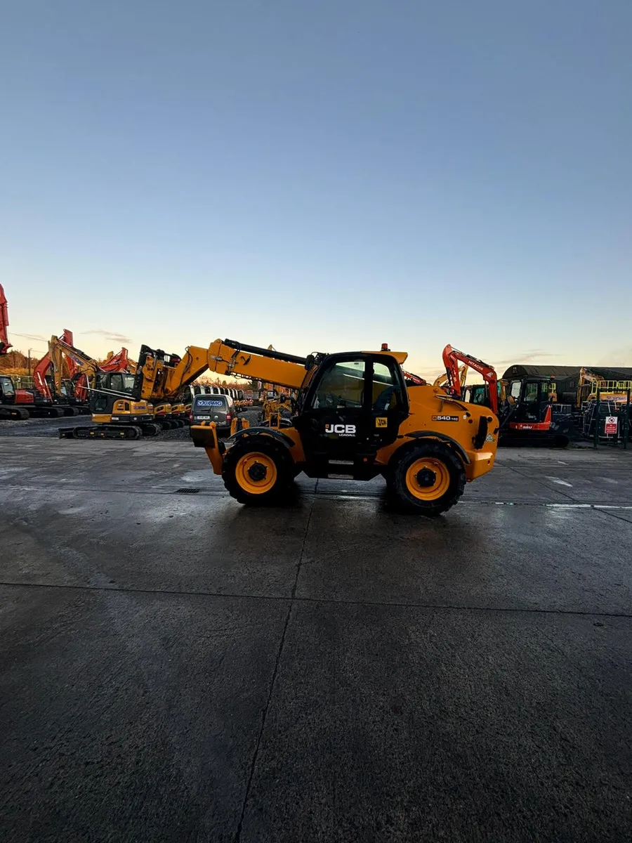 (Walk Around Video) 2019 JCB 540-140 Telehandler - Image 3