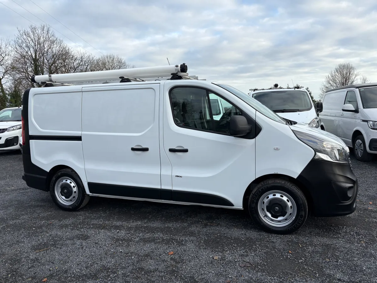 Vauxhall Vivaro - Image 1