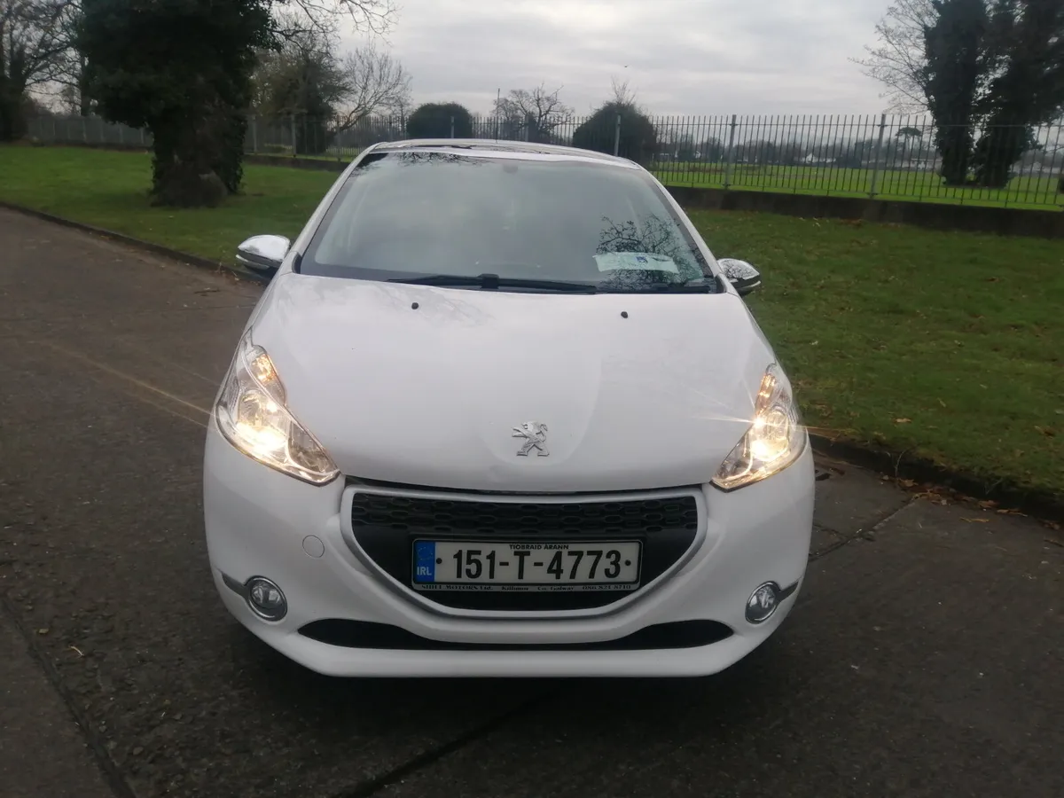 Peugeot 208 2015 High Specification - Image 4