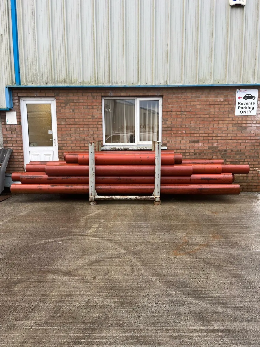 Gate posts (steel piping) - Image 3