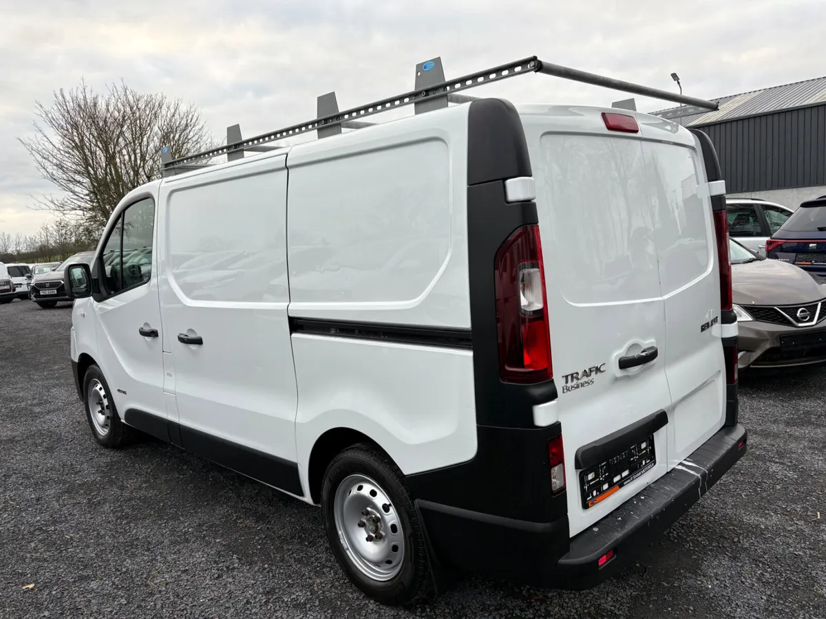 Renault Trafic - Image 3