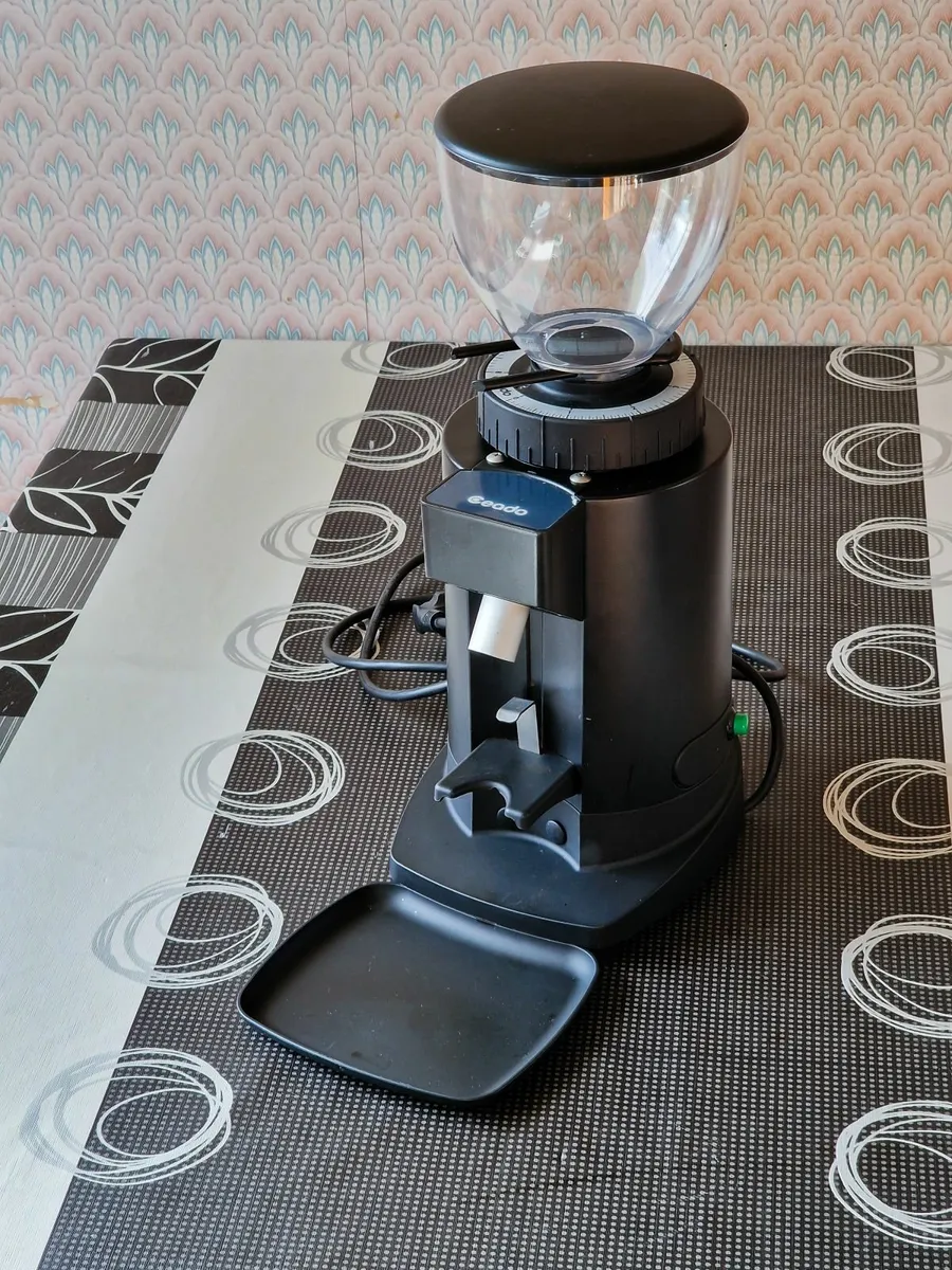 Espresso Machine and Coffee Grinder - Image 3