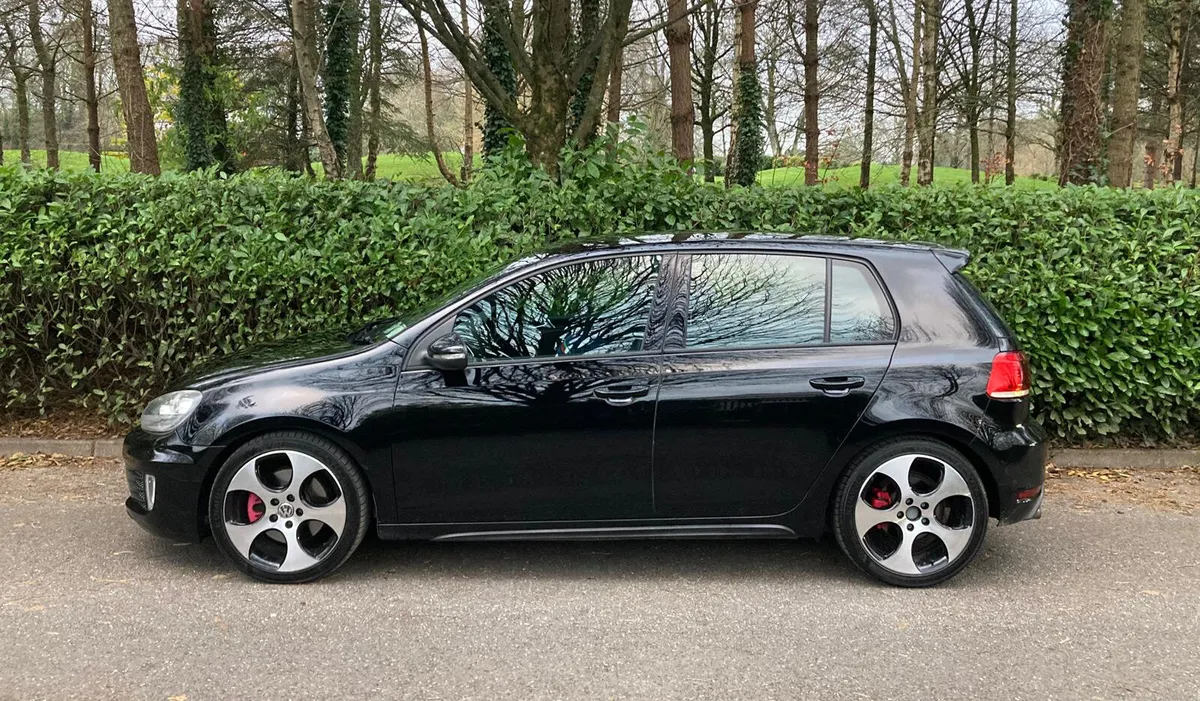 Volkswagen Golf 2.0 GTI PRISTINE CONDITION - Image 4