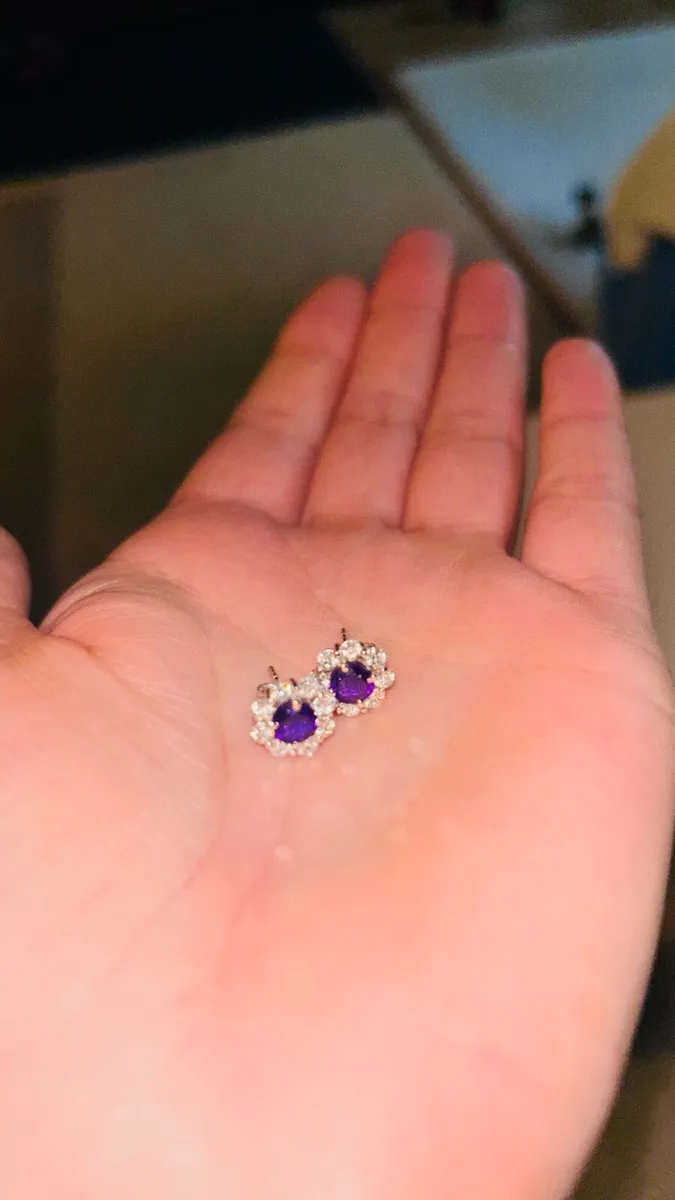 14k white gold diamonds and amethyst earrings - Image 3