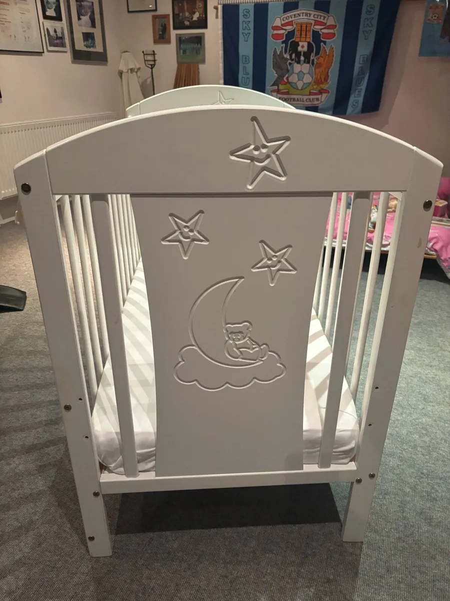 Baby / Toddler Cot - Image 3