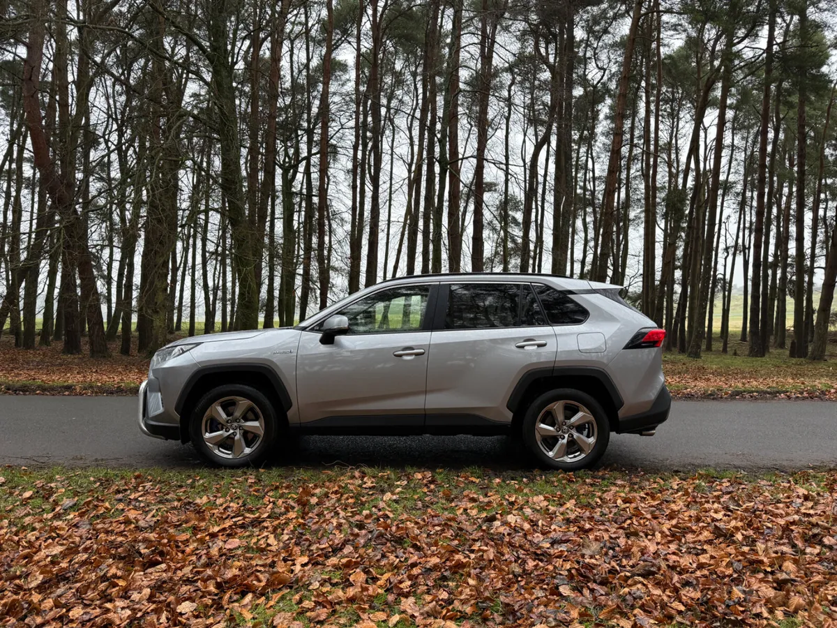 Toyota RAV4 2021 Hybrid Auto - Image 4