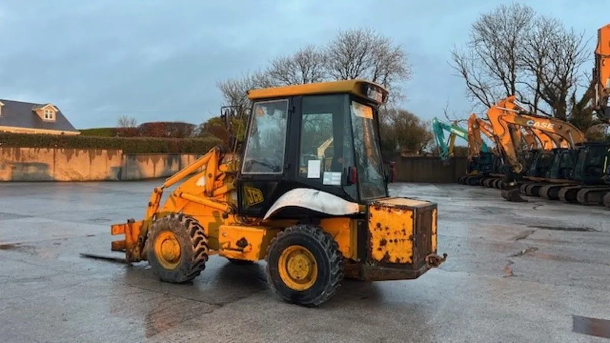 2004 JCB 2CX - Image 4