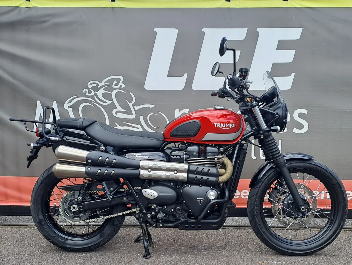 2018 TRIUMPH STREET SCRAMBLER 900 - Image 1