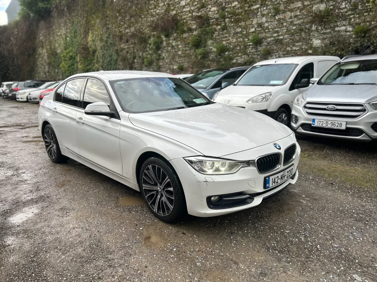 14 BMW 318D MSPORT NEW TCHAIN WARRANT - Image 1