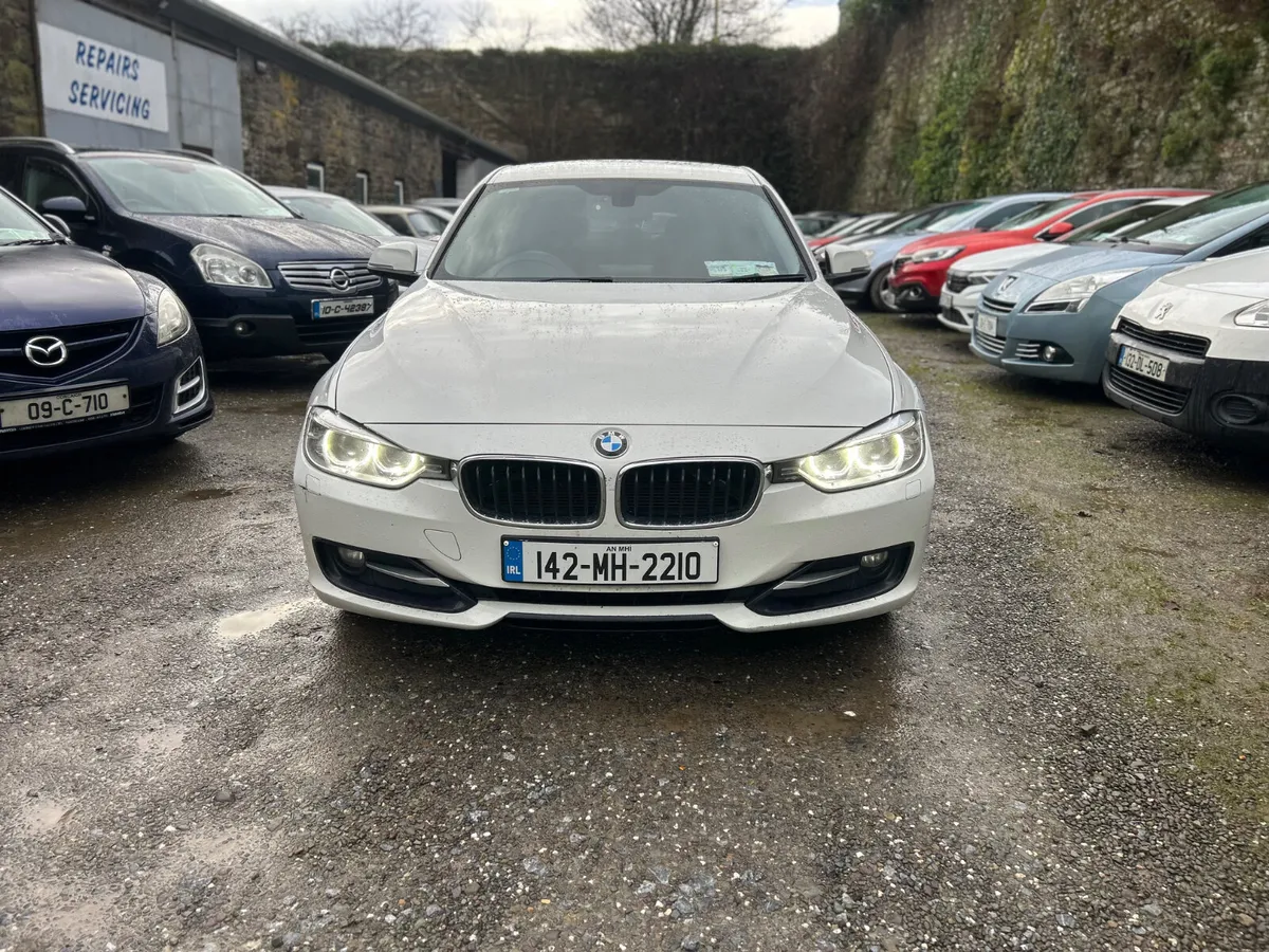 14 BMW 318D MSPORT NEW TCHAIN WARRANT - Image 2