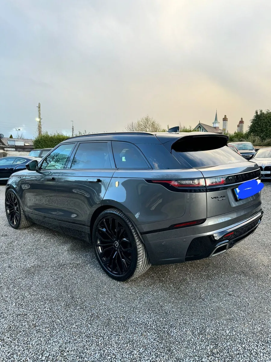 Range Rover Velar Dynamic with Urban ugrade - Image 4