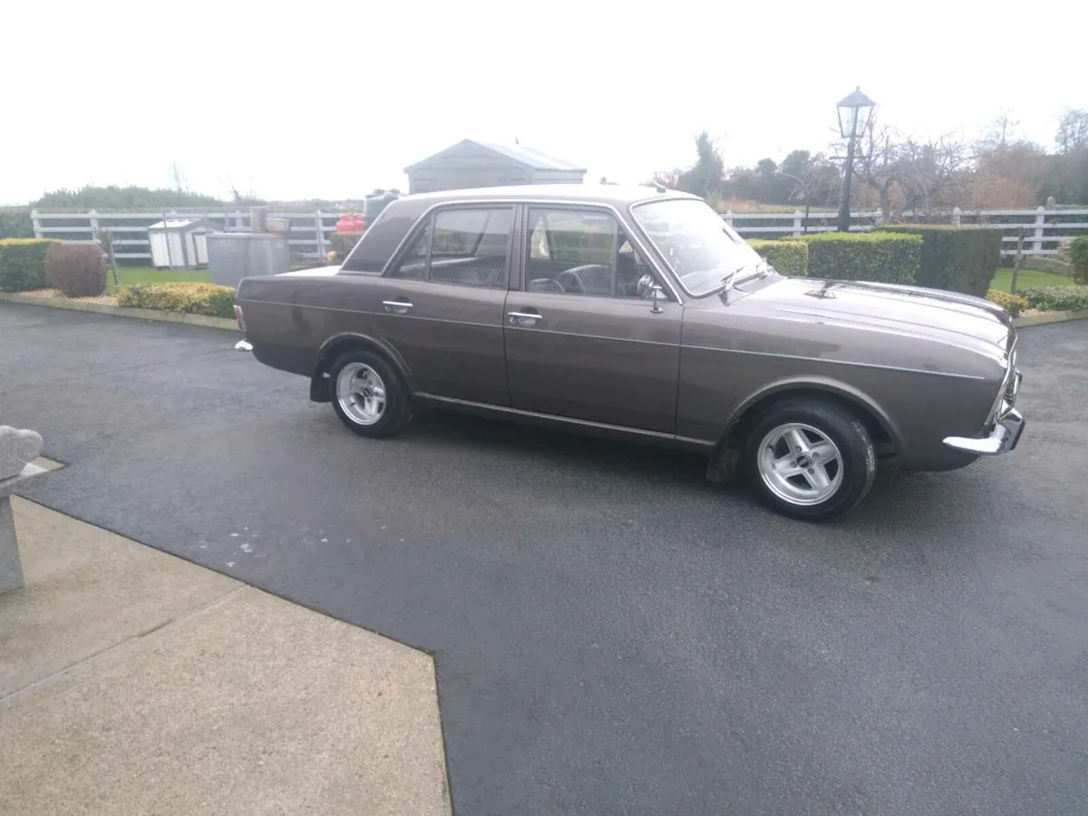 Ford cortina - Image 4