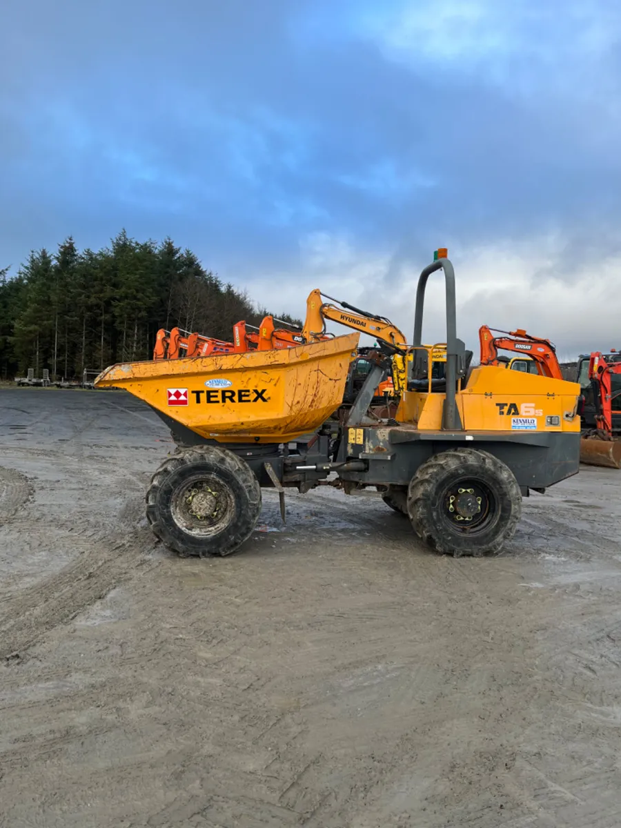 Terex 6 ton swivel.           2015 - Image 1