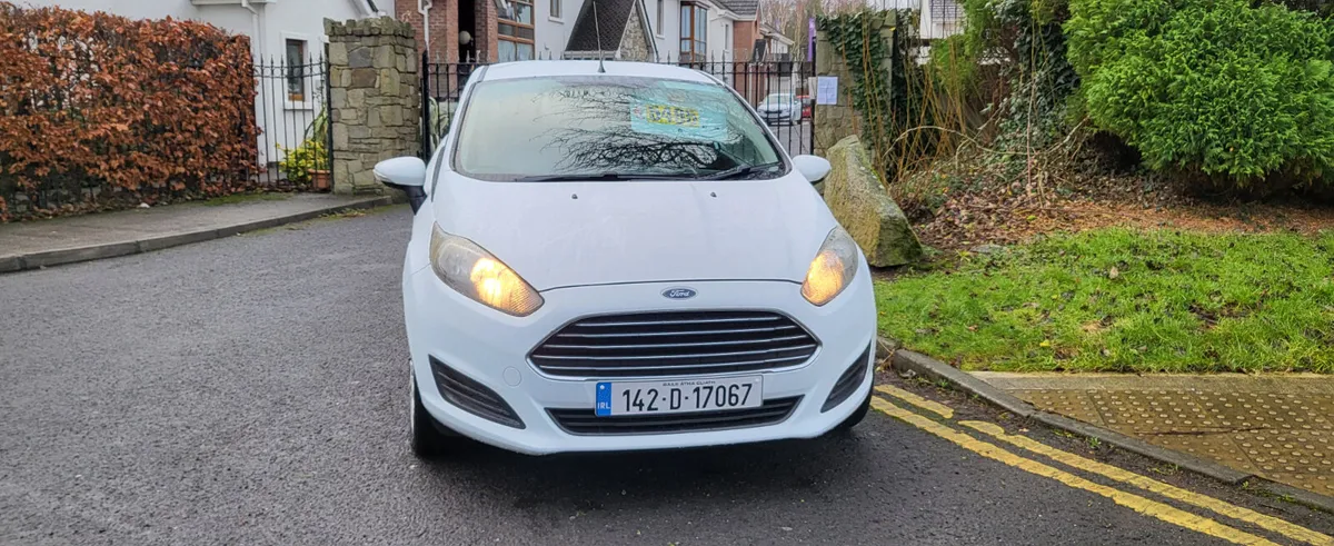 Ford Fiesta Van  2014 in mint condition - Image 4