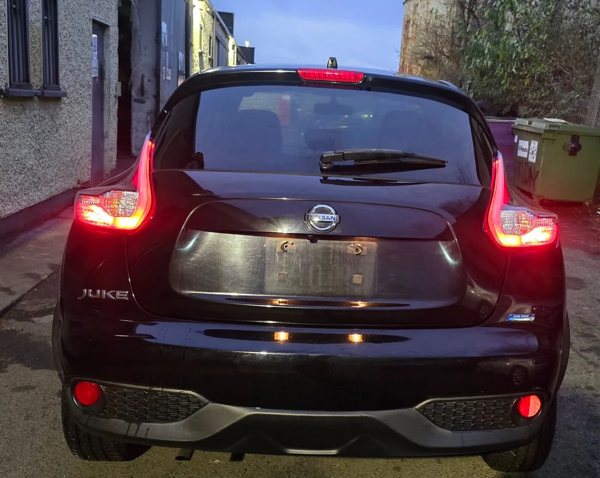 Nissan JUKE 2015  AUTOMATIC LOW MILES - Image 3