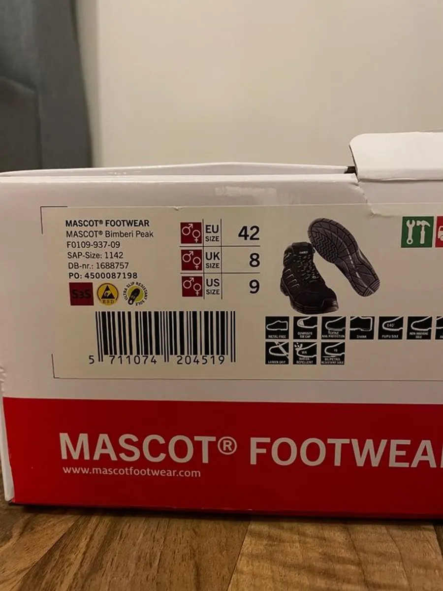 Mascot work boots - Image 2