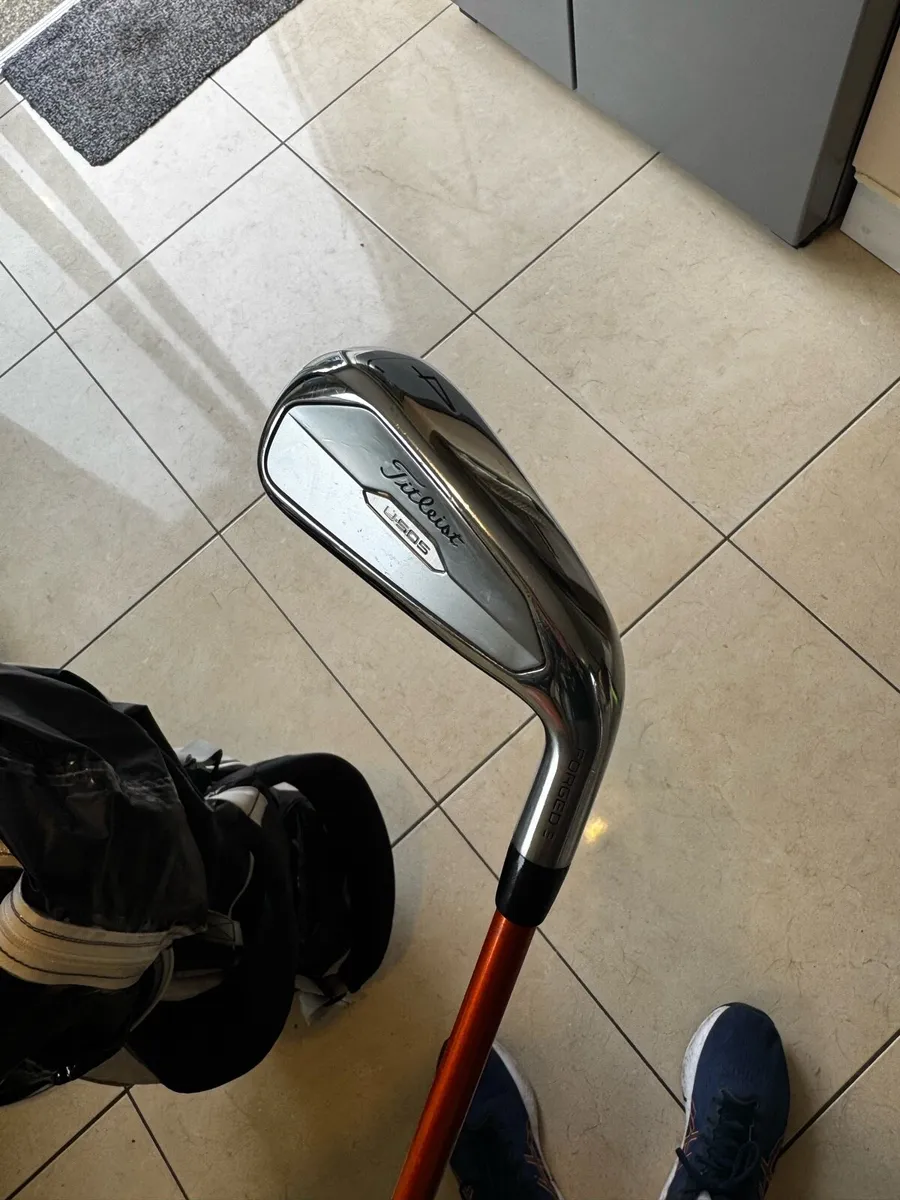 Titleist U505 4iron AD DI 105x - Image 1