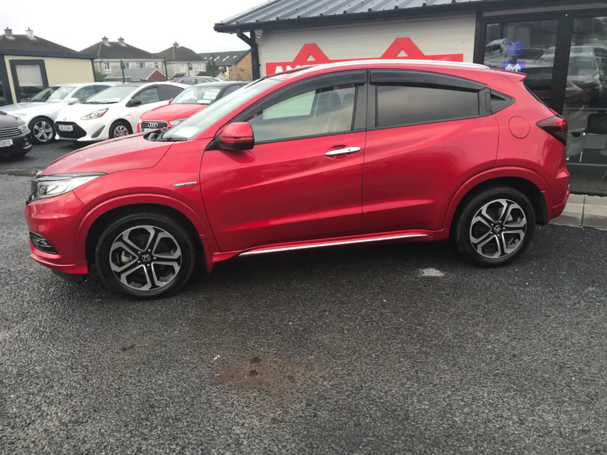2018 HONDA VEZEL RED AUTOMATIC