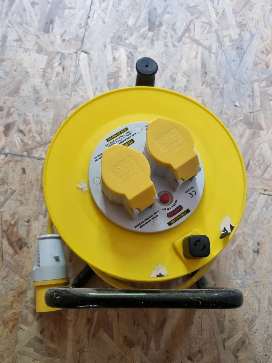 110 Volt site light & extension reel - Image 3