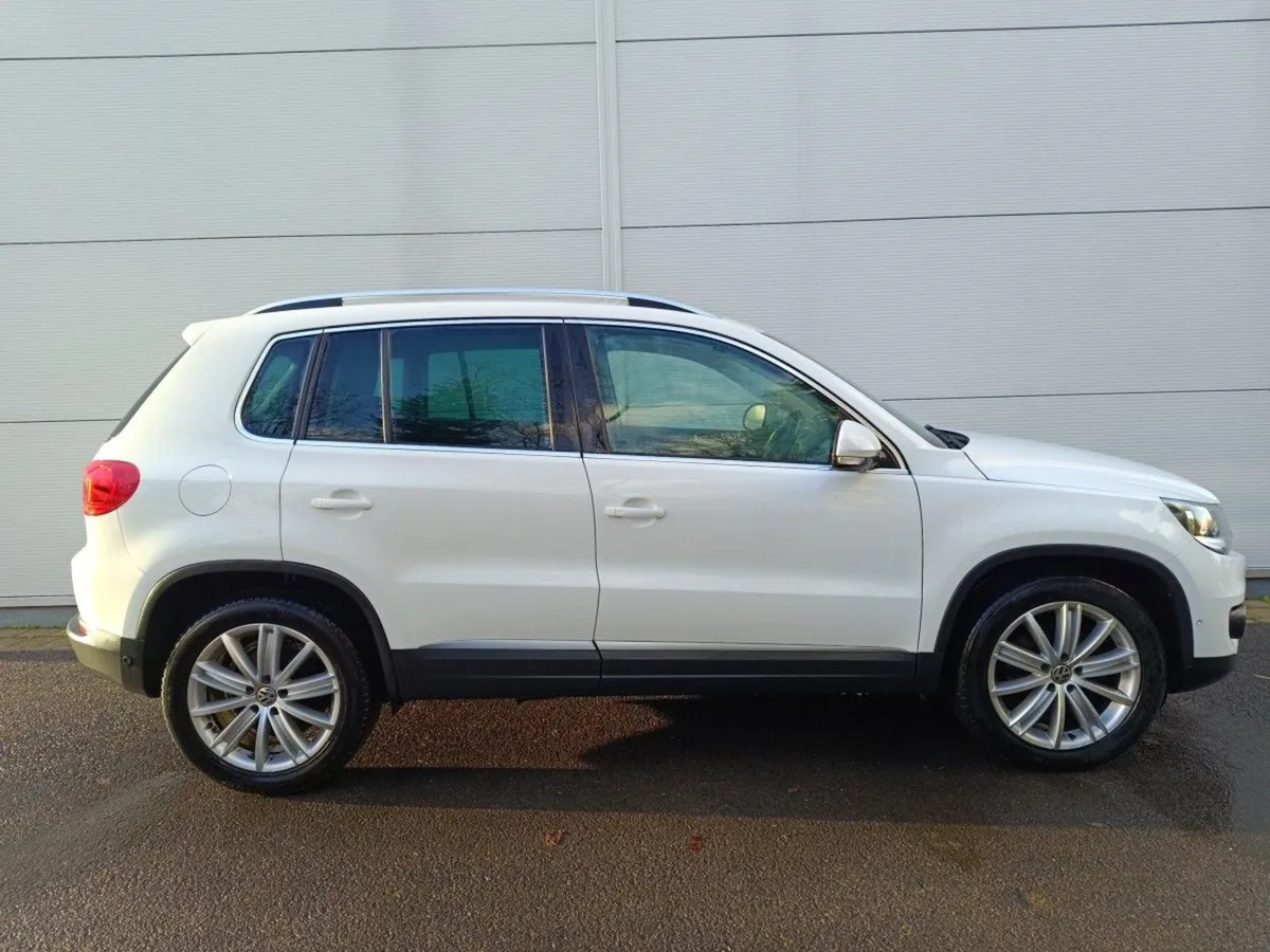 Volkswagen Tiguan 2.0 TDI 110HP BMT Sport - Image 2