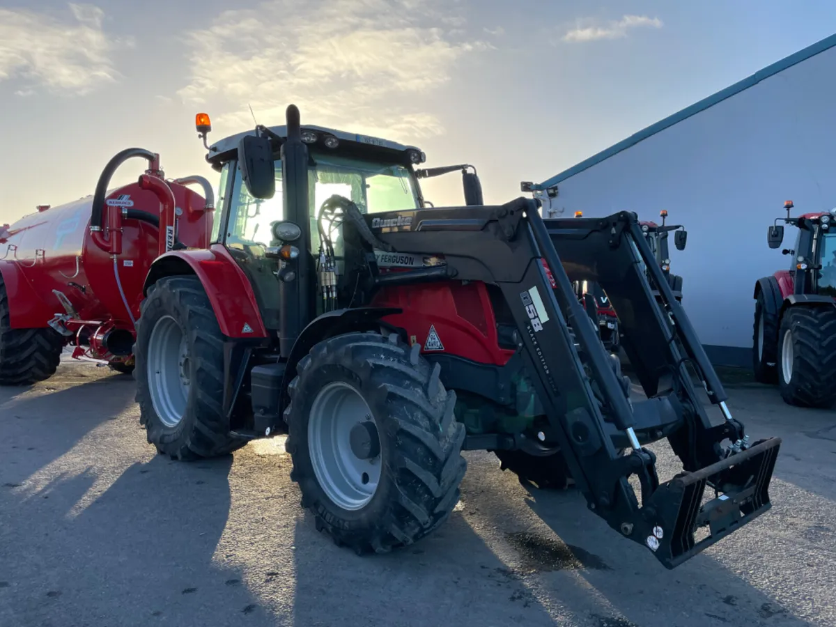 Massey Ferguson 6715S - Image 4