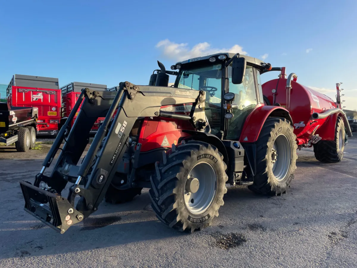 Massey Ferguson 6715S - Image 2